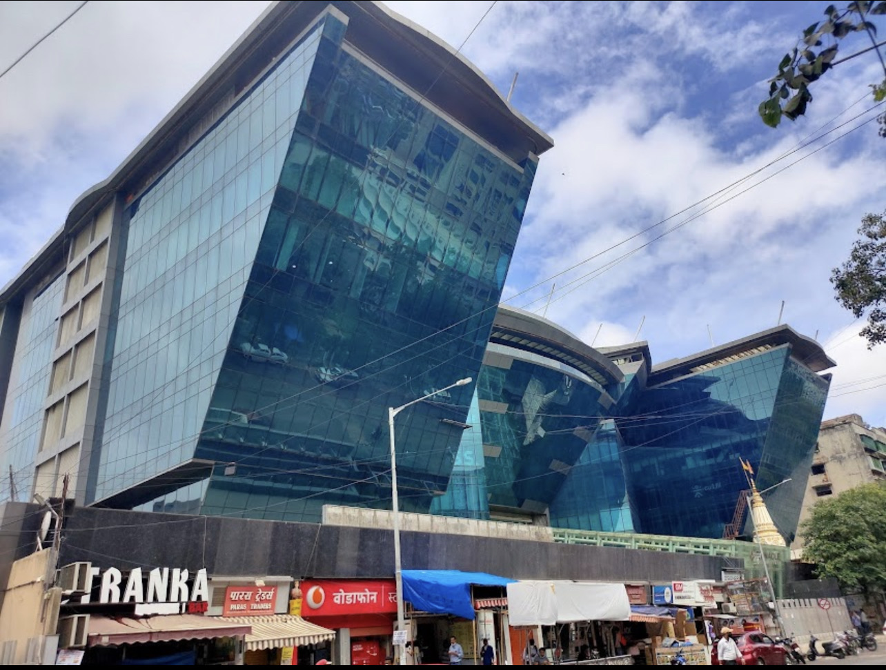 Premium 10,400 Sq-ft Commercial Office Space for Rent – Pinnacle Business Park, Andheri East, Mumbai