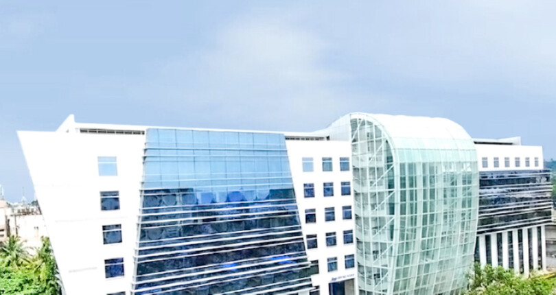 Office Space Available For Rent In Akruti Centre Point