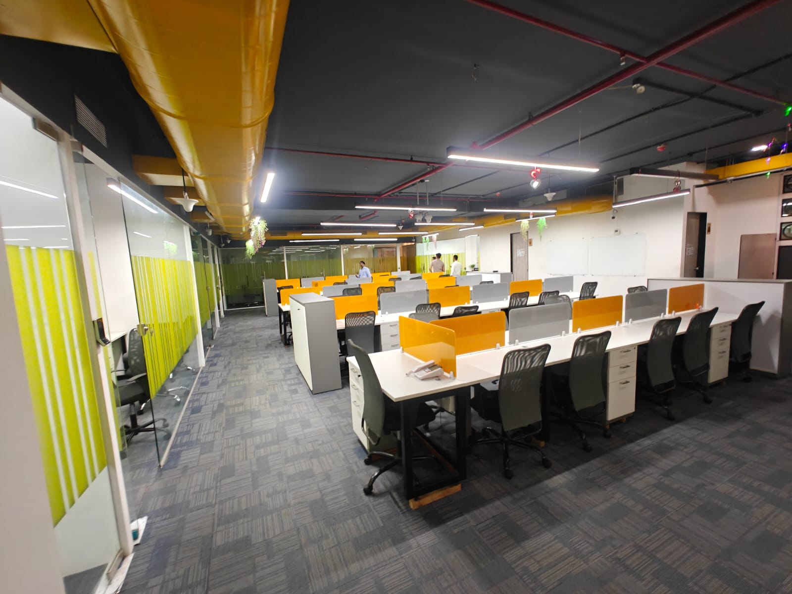 2850 Sq-ft Premium Commercial Office Space for Rent – Pinnacle Business Park, Andheri East, Mumbai